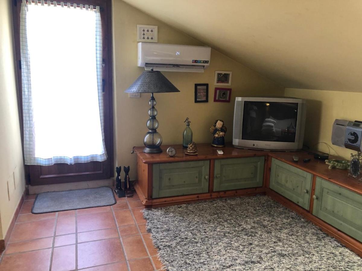 Ferienwohnung Un Tetto Per 2 SantʼElpidio a Mare Exterior foto
